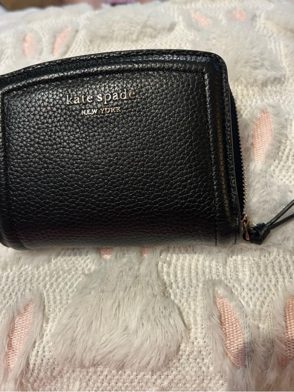 kate spade Black Pebbled Leather Zip Around Card Holder wallet